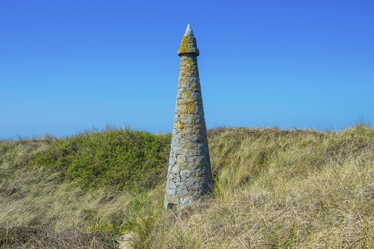 Obelisk Pierre aux Rats, Herm, Guernsey, Channel Islands, United Kingdom