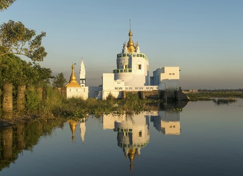 Shwe Modeptaw pagoda at Taungthaman Lake at U Bein Bridge, Amarapura, Mandalay, Myanmar