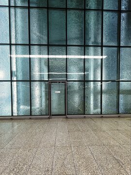 Modern design, platform of the metro station &Uacute;jbuda-k&ouml;zpont, line M4 of the metro, XI. Budapest district, &Uacute;jbuda, Budapest, Hungary