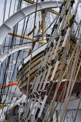 rigging of a sailing ship © Hans Steen-Kiel