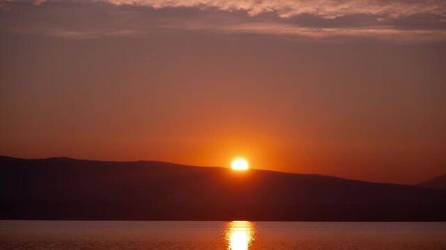 Sun rising over mountain se landscape