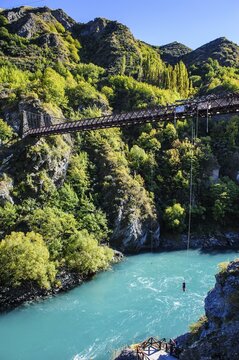 AJ Hackett Bungy jumping on the Kawarau bridge over the Kawarau river near Queenstown, South Island, New Zealand