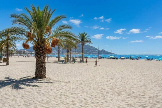 Plage de Fr&eacute;jus Saint-Rapha&euml;l, Var, France 