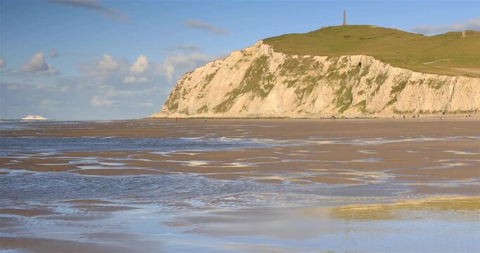 Le Cap Blanc-Nez en mar&eacute;e basse situ&eacute; en r&eacute;gion Hauts-de-France