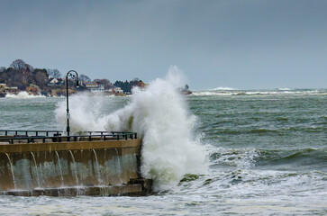 Coastal storm - Nor'easter hitting the north shore of Boston © Harald
