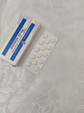 Daparox 20 mg paroxetine tablets blister and box on white background