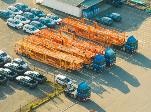 Professional Auto Transport Logistics Fleet