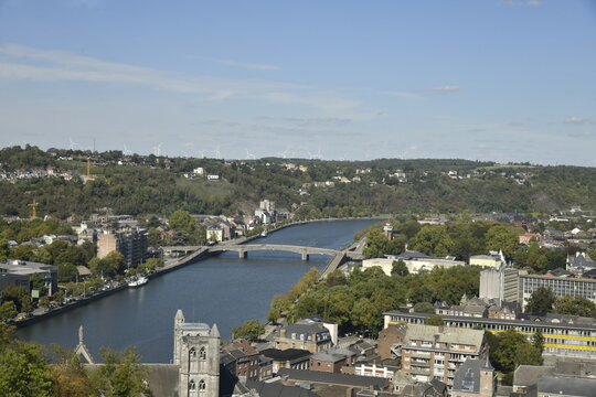 La Meuse vue depuis le t&eacute;l&eacute;ph&eacute;rique &agrave; Huy (Li&egrave;ge)