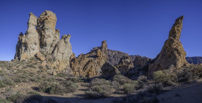 Rock Needles of Roques de Garcia, Las Canadas del Teide National Park, La Orotava, Tenerife, Spain