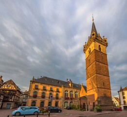Naklejka premium Watchtower and City hotel in Obernai - Alsace, France