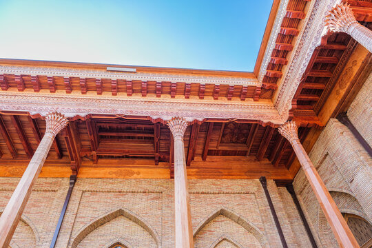 Discover the cultural and architectural heritage of Tashkent, Uzbekistan, featuring the Hazrati Imam Complex, Chorsu Bazaar, Amir Timur Square, Independence Square and the famous Tashkent Metro