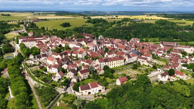 Flavigny‑sur‑Ozerain, in the C&ocirc;te‑d&rsquo;Or department of Bourgogne‑Franche‑Comt&eacute; in France, is a medieval fortified village known for its stone alleys, ramparts, abbey and anise candy.