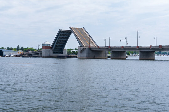 double-leafed oregon street bascule bridge spanning sturgeon bay ship canal in door county wisconsin