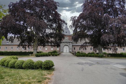Schloss Heltorf, Zugangsportal