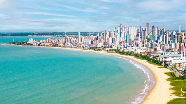 The Tamba&uacute; neighborhood is famous for its urban beach, Tamba&uacute; Beach with crystal clear waters and white sand, with tourist infrastructure, hotels, restaurants and shops. Jo&atilde;o Pessoa. Brazil, 2025