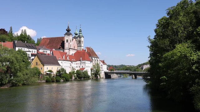 River Enns, B&uuml;rgerspitalskirche and Michaelerkirche, Steyr, Upper Austria, Austria