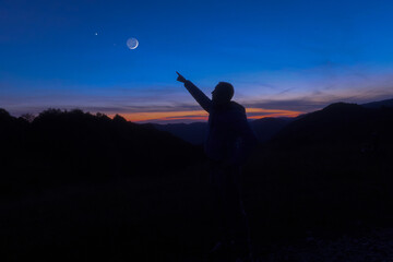 Amateur astronomer observing stars, planets and other celestial objects. © astrosystem