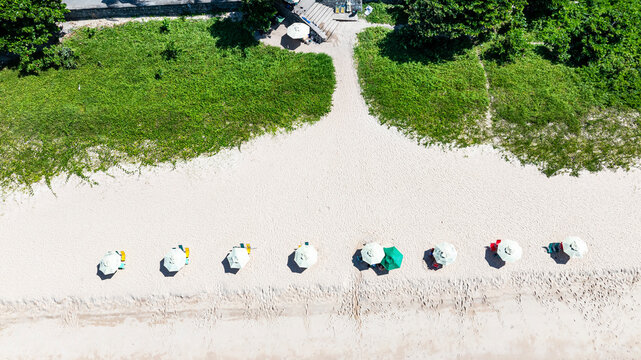 The Tamba&uacute; urban beach, with crystal clear waters and white sand, with tourist infrastructure, hotels, restaurants and shops. Jo&atilde;o Pessoa, Para&iacute;ba, Brazil, 2025