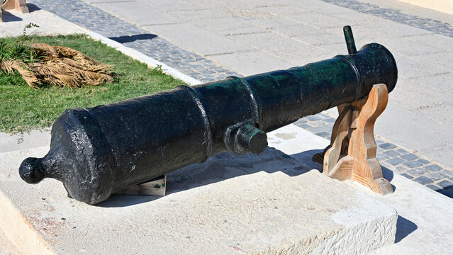 Cannon at Qaitbay Citadel, Side View, Barrel Pointed Frame Right