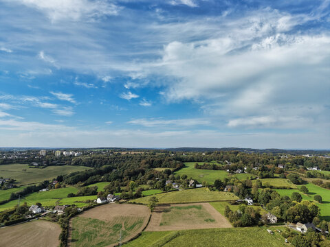 Wuppertal, Blick &uuml;ber die M&auml;hlersbeck zur Agnes-Miegel-Stra&szlig;e