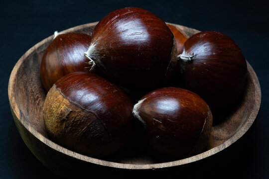 The quintessential autumn fruit: the chestnut