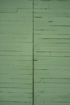 Textura de madera verde con tablas horizontales, fondo r&uacute;stico de pared de madera vintage