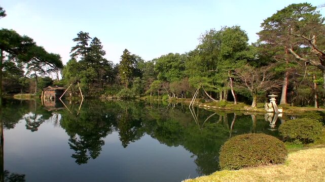春の兼六園