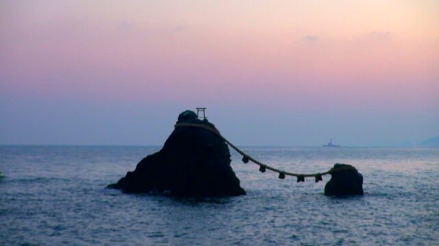夫婦岩 二見浦 船