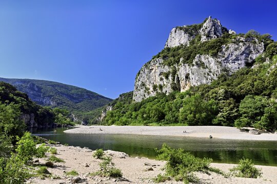 Ard&egrave;che River, Ard&egrave;che Gorge, Gorges de l'Ard&egrave;che, Vallon-Pont-d'Arc, Rh&ocirc;ne-Alpes, France