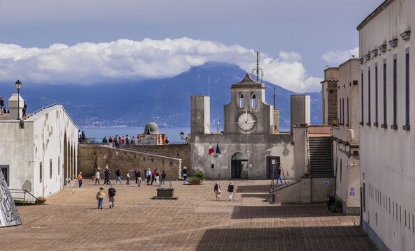 Inner courtyard of Castel Sant Elmo with Vesuvius, Naples, Gulf of Naples, Campania, Southern Italy, Italy