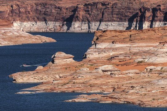 Red Navajo Sandstone cliffs at Lake Powell, Page, Arizona, USA
