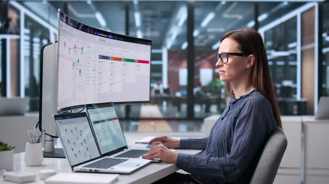 Identity Manager Reviews User Access Requests On Laptop