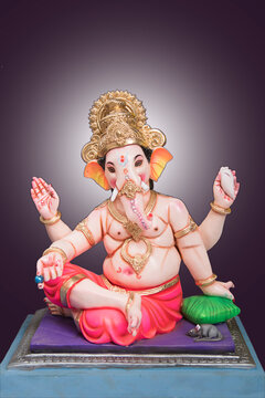 Lord Ganesha or Ganapati Idol, Hindu God, Hindu deity, Ganesh festival, Pune, Maharashtra, India.