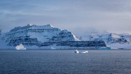 Along Scoresby Sund, East Coast of Greenland © Jim and Lynne Weber