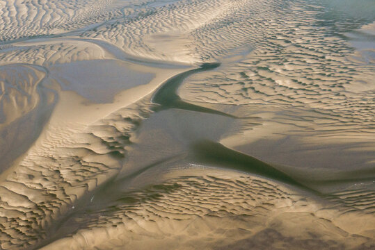 vue a&eacute;rienne de la Baie de Somme en France