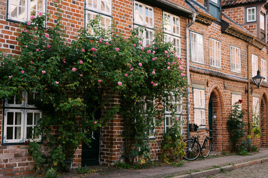 Old Town Alleyway in L&uuml;neburg, Lower Saxony, Germany with nobody