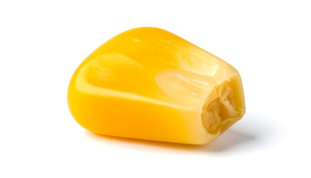 Pimiento amarillo brillante sin tallo aislado sobre fondo blanco