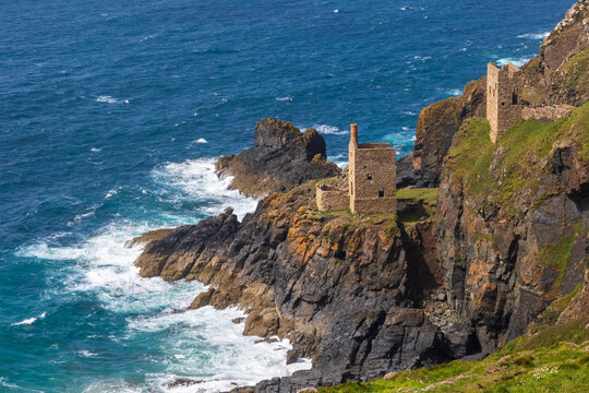 England, Cornwall, Penzance, Botallack Mine engine House