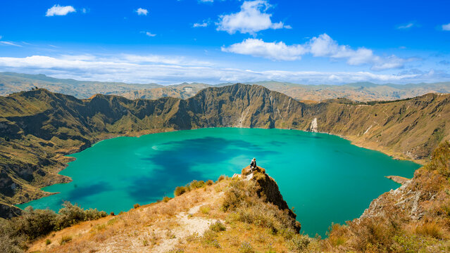 Turquoise Quilotoa lake within volcanic crater, Ecuador