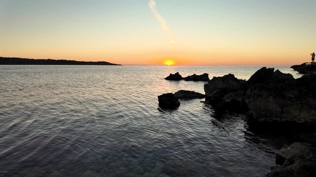 Sa Coma (Mallorca), Spanien: An der K&uuml;ste bei Sonnenaufgang