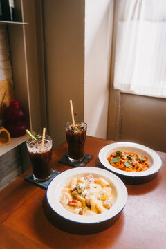 A simple organic pasta lunch