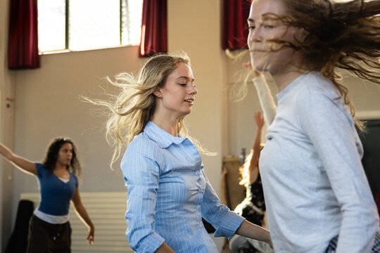 Synchronized spins across the studio