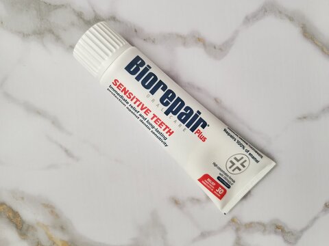 Biorepair plus sensitive teeth toothpaste with hydroxyapatite

