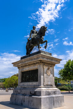 Monument al General Prim equestrian bronze statue in Parc de la Ciutadella Barcelona
