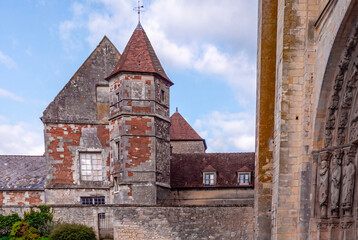 France: • Historic Hotel de Vermandois building with brick turret near Cathedral in Senlis.   © Angela Meier