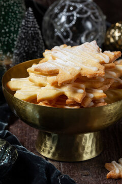 Christmas Shortbread Cookies with Icing and Festive Decorations