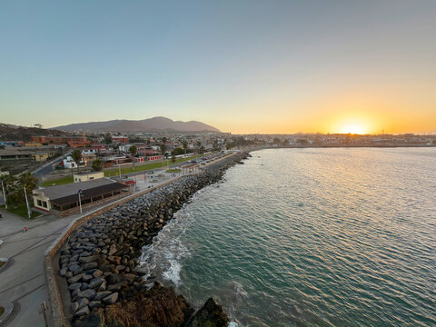 promenade skyline sea Huasco, Chile