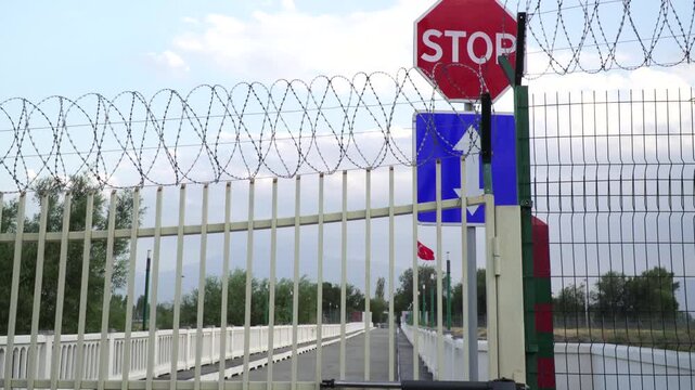 Closed international border checkpoint and Aras River bridge between Margara (Armenia) and Alican (Turkey)