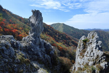 剣山　御塔石と次郎笈　徳島県 © mitumal 