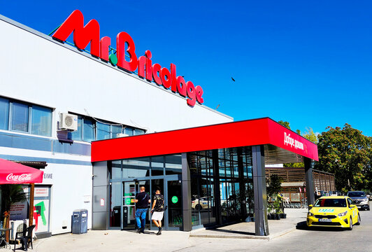 Mr. Bricolage Store Building, Plovdiv, Bulgaria
